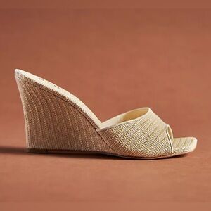 MAEVE Square-toe Mules In Beige‎ Size 8